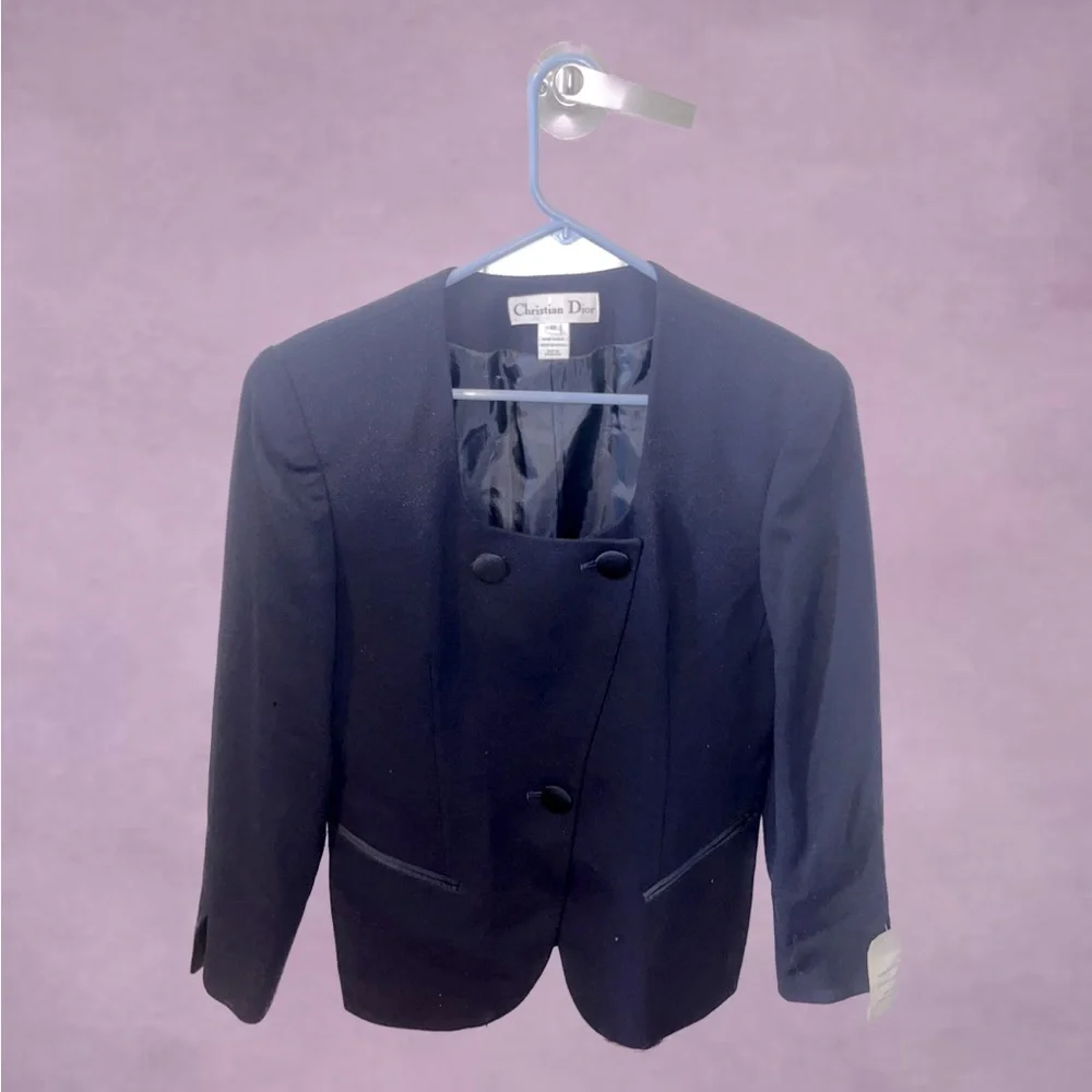 Vintage Navy Christian Dior Ladies Suit Size 8 never worn with extra buttons